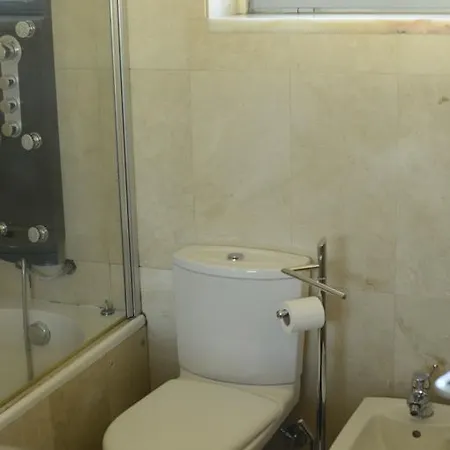 Telheiras Appartement *